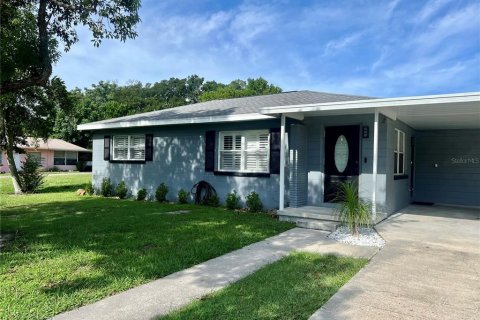 Casa en venta en Lake Alfred, Florida, 2 dormitorios, 84.73 m2 № 1915818 - foto 2