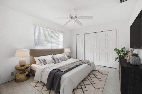 Townhouse in Belleair, Florida 2 bedrooms, 150.5 sq.m. № 1366786 - photo 13
