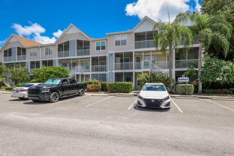 Copropriété à vendre à Sarasota, Floride: 2 chambres, 113.71 m2 № 2296542 - photo 3
