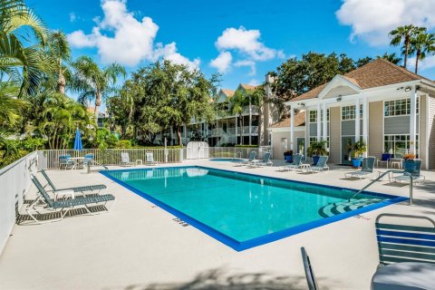 Copropriété à vendre à Sarasota, Floride: 2 chambres, 113.71 m2 № 2296542 - photo 25