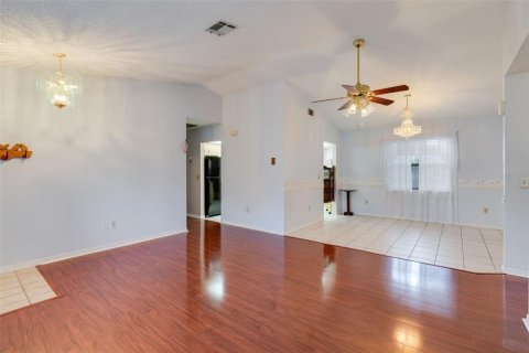 Villa ou maison à vendre à Englewood, Floride: 2 chambres, 153.1 m2 № 2156417 - photo 6