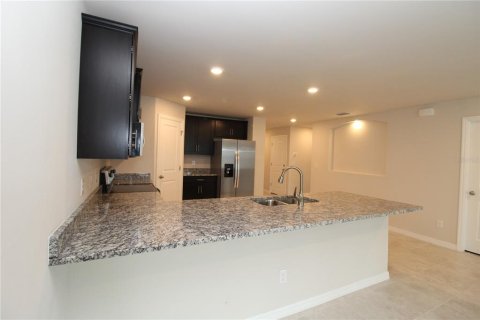 House in Port Charlotte, Florida 3 bedrooms, 140.75 sq.m. № 1628399 - photo 13