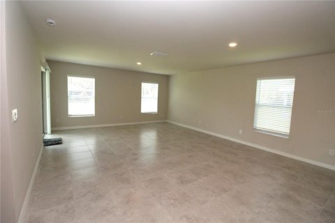 House in Port Charlotte, Florida 3 bedrooms, 140.75 sq.m. № 1628399 - photo 7
