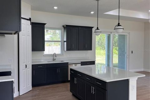 Villa ou maison à vendre à Palm Bay, Floride: 3 chambres, 172.43 m2 № 1853212 - photo 12