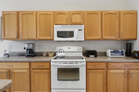 House in Palm Coast, Florida 2 bedrooms, 163.51 sq.m. № 2156308 - photo 10