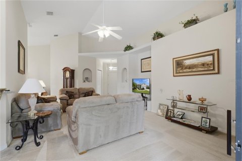 House in Palm Coast, Florida 2 bedrooms, 163.51 sq.m. № 2156308 - photo 7