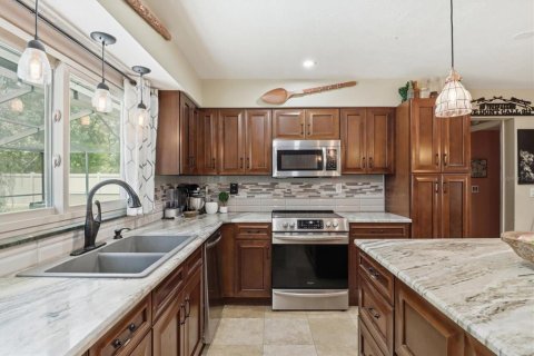 House in Citrus Springs, Florida 3 bedrooms, 170.2 sq.m. № 2097225 - photo 15