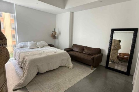 Condominio en alquiler en Miami, Florida, 1 dormitorio, 49.52 m2 № 1952091 - foto 8