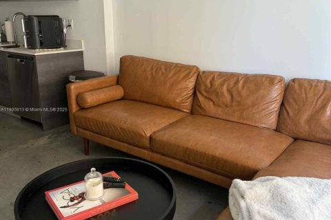 Condominio en alquiler en Miami, Florida, 1 dormitorio, 49.52 m2 № 1952091 - foto 4