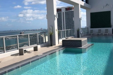 Condominio en alquiler en Miami, Florida, 1 dormitorio, 49.52 m2 № 1952091 - foto 10