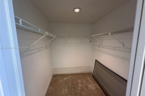 Condo in Stuart, Florida, 3 bedrooms  № 1641766 - photo 24