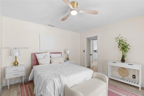 House in Tamarac, Florida 4 bedrooms, 222.22 sq.m. № 2040193 - photo 21