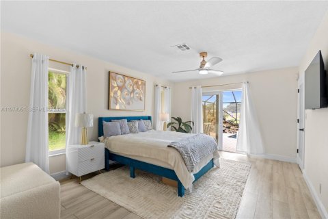 House in Tamarac, Florida 4 bedrooms, 222.22 sq.m. № 2040193 - photo 18