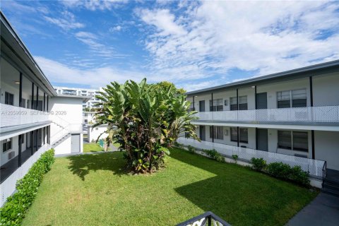 Appartement à louer à Miami, Floride: 37.16 m2 № 2169141 - photo 10