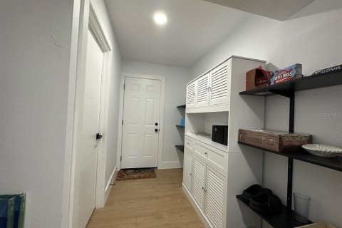 Casa en venta en Kissimmee, Florida, 4 dormitorios, 266.63 m2 № 2388930 - foto 18