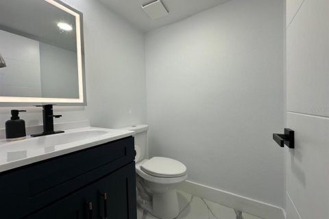 Casa en venta en Kissimmee, Florida, 4 dormitorios, 266.63 m2 № 2388930 - foto 19