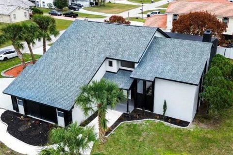 Casa en venta en Kissimmee, Florida, 4 dormitorios, 266.63 m2 № 2388930 - foto 2