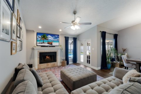 Villa ou maison à vendre à Tampa, Floride: 3 chambres, 173.91 m2 № 1908298 - photo 9