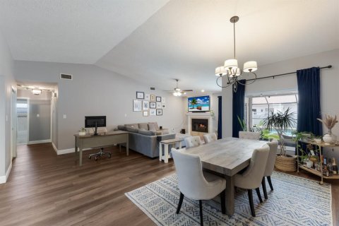 Villa ou maison à vendre à Tampa, Floride: 3 chambres, 173.91 m2 № 1908298 - photo 7