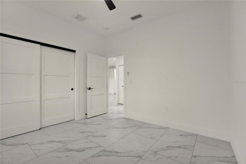 Villa ou maison à vendre à Tampa, Floride: 3 chambres, 133.87 m2 № 2406653 - photo 22