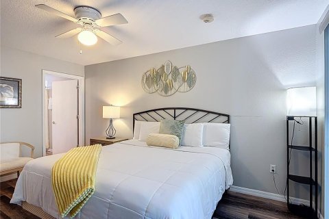Condominio en venta en Kissimmee, Florida, 4 dormitorios, 150.13 m2 № 2205020 - foto 16