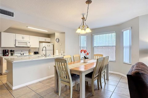Condominio en venta en Kissimmee, Florida, 4 dormitorios, 150.13 m2 № 2205020 - foto 7