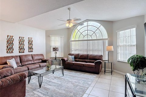 Condominio en venta en Kissimmee, Florida, 4 dormitorios, 150.13 m2 № 2205020 - foto 4