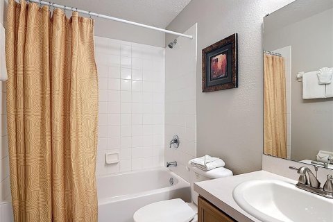 Condominio en venta en Kissimmee, Florida, 4 dormitorios, 150.13 m2 № 2205020 - foto 20