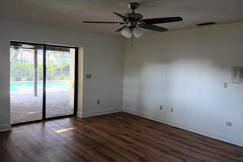 Casa en venta en Tampa, Florida, 3 dormitorios, 199.65 m2 № 2334280 - foto 10