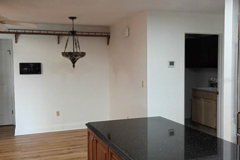 Casa en venta en Tampa, Florida, 3 dormitorios, 199.65 m2 № 2334280 - foto 6