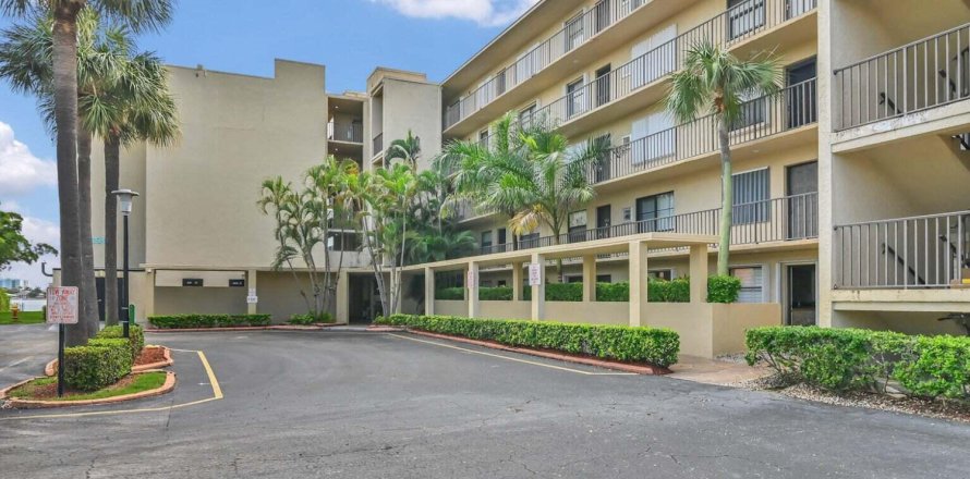 Condo à Lantana, Floride, 2 chambres № 1033939