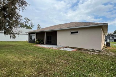 Villa ou maison à louer à North Port, Floride: 3 chambres, 151.34 m2 № 2196760 - photo 21
