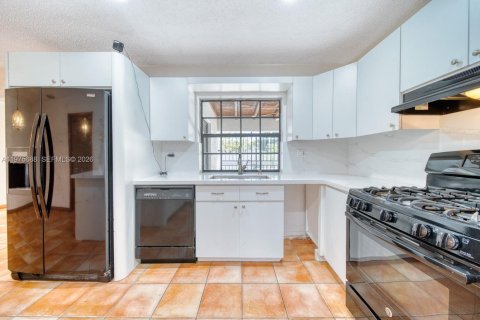 Casa en venta en Miami, Florida, 3 dormitorios, 135.73 m2 № 2040146 - foto 11