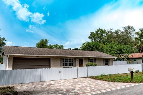 House in Brooksville, Florida 3 bedrooms, 129.6 sq.m. № 1749412 - photo 1