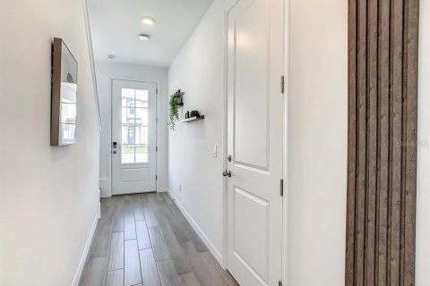 Townhouse in Davenport, Florida 3 bedrooms, 150.69 sq.m. № 2123590 - photo 8