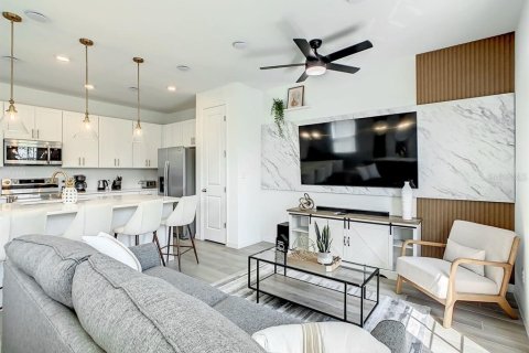 Townhouse in Davenport, Florida 3 bedrooms, 150.69 sq.m. № 2123590 - photo 5
