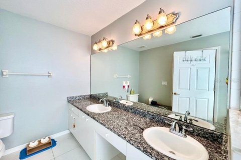 House in Ormond Beach, Florida 3 bedrooms, 151.52 sq.m. № 1840044 - photo 8
