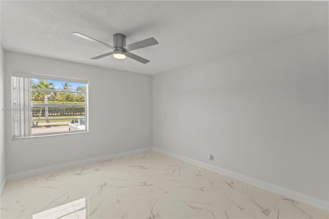 Condo in Delray Beach, Florida, 2 bedrooms  № 1492810 - photo 24