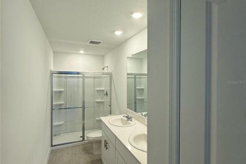 Townhouse in Kissimmee, Florida 2 bedrooms, 127.46 sq.m. № 1903299 - photo 23