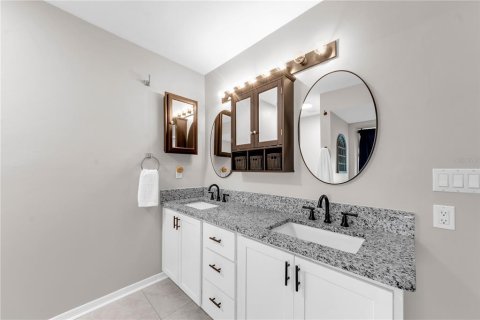 Casa en venta en Lakeland, Florida, 3 dormitorios, 150.04 m2 № 2383484 - foto 18