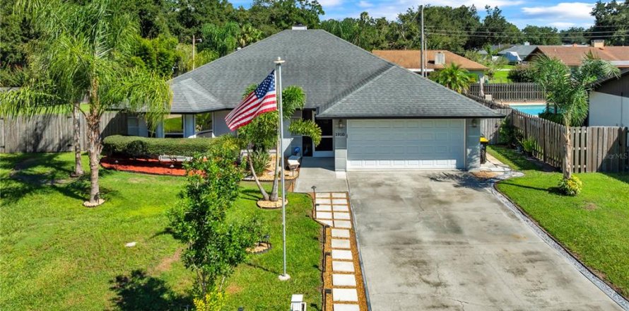 Casa en Lakeland, Florida 3 dormitorios, 150.04 m2 № 2383484
