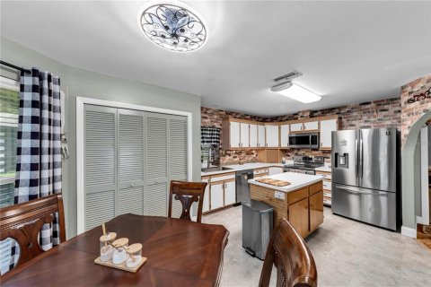 Casa en venta en Lakeland, Florida, 3 dormitorios, 150.04 m2 № 2383484 - foto 10