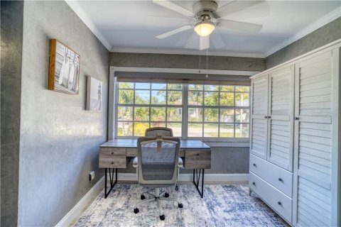 Villa ou maison à louer à Saint Pete Beach, Floride: 3 chambres, 149.29 m2 № 242197 - photo 19