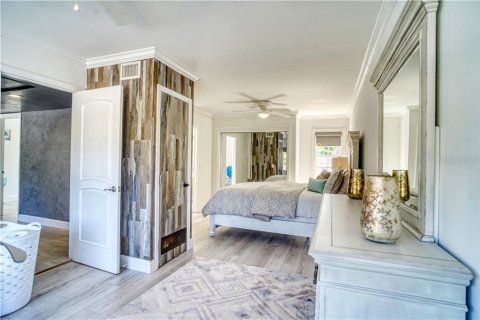 Villa ou maison à louer à Saint Pete Beach, Floride: 3 chambres, 149.29 m2 № 242197 - photo 13