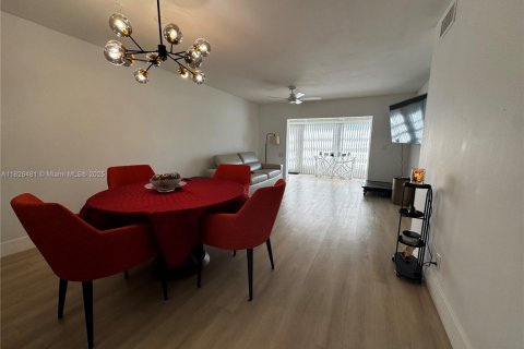 Купить кондоминиум в Делрей-Бич, Флорида 2 спальни, 85.93м2, № 1978198 - фото 6