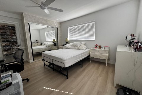 Купить кондоминиум в Делрей-Бич, Флорида 2 спальни, 85.93м2, № 1978198 - фото 21