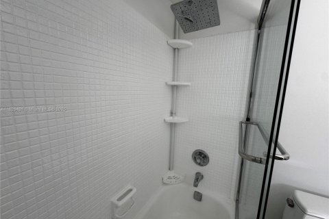 Купить кондоминиум в Делрей-Бич, Флорида 2 спальни, 85.93м2, № 1978198 - фото 27