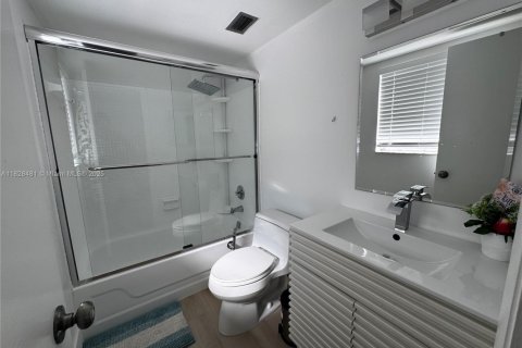 Купить кондоминиум в Делрей-Бич, Флорида 2 спальни, 85.93м2, № 1978198 - фото 25