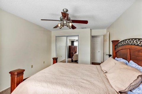 Condo in Orlando, Florida, 2 bedrooms  № 2388235 - photo 12