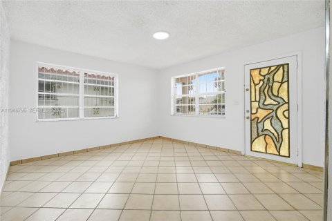 Купить виллу или дом в Хайалиа, Флорида 3 спальни, 132.85м2, № 2011141 - фото 5